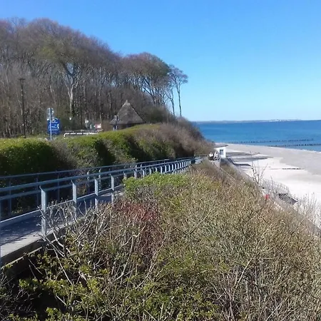 1 * Ostseebad Nienhagen